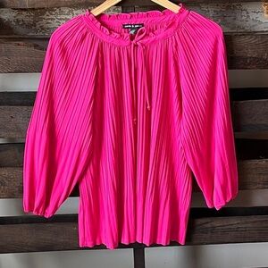 🟠CABLE AND GAUGE No-Wrinkle Pleated Blouse in Pink LG